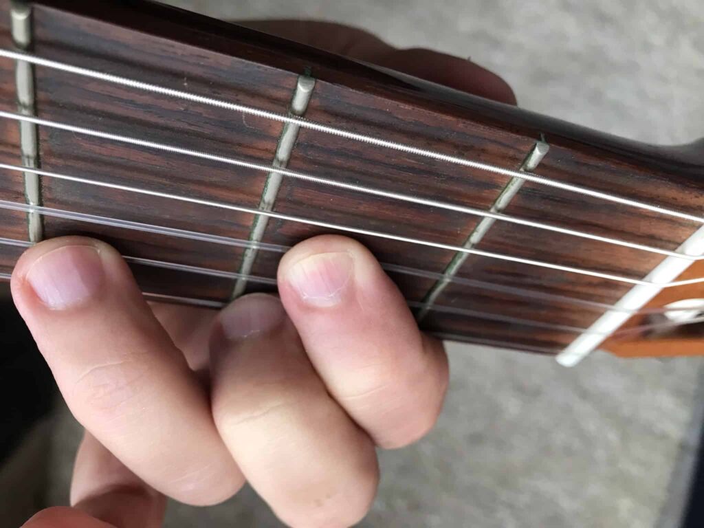 acorde de ré maior acordes iniciantes