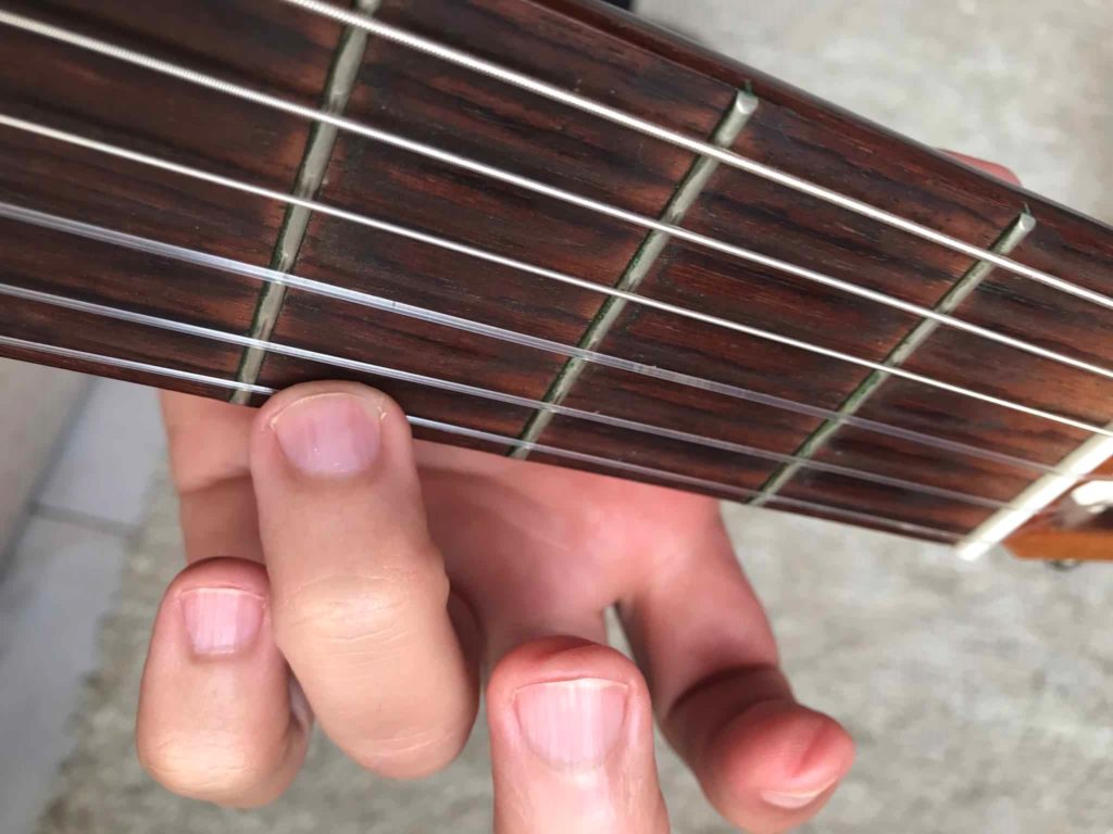 acorde sol maior com baixo em ré